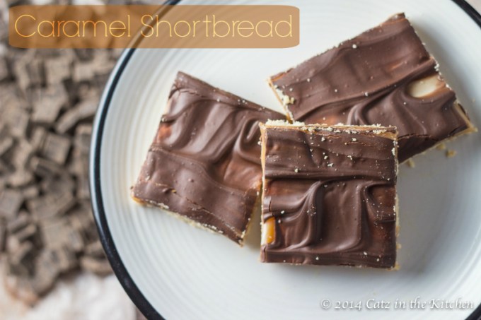 Caramel Shortbread | Club 31 Women | club31women.com | #Christmas #Caramel #Shortbread