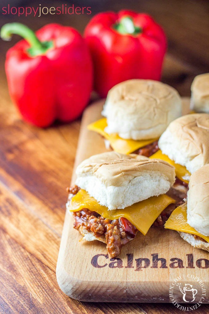 Use those busy evenings to pull out the slow-cooker and have dinner planned and prepared ahead of the game! Try these simple sloppy joe sliders! via @Club31Women