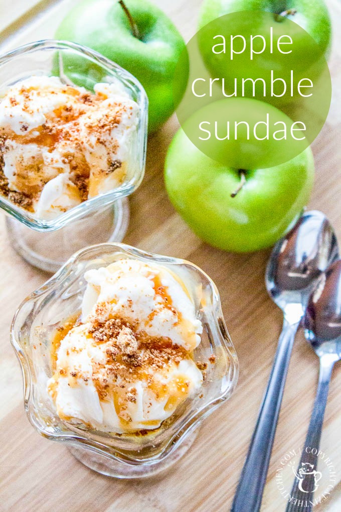 This apple crumble sundae is a simple and a fun way to bring the day to a close with your family by your side. You can even involve the kids in making it! via @Club31Women