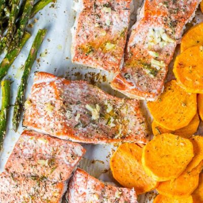 One Pan Salmon, Asparagus, and Sweet Potato Dinner - Club31Women