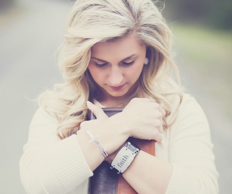 How A Woman Can Have A Strong Faith Club31Women