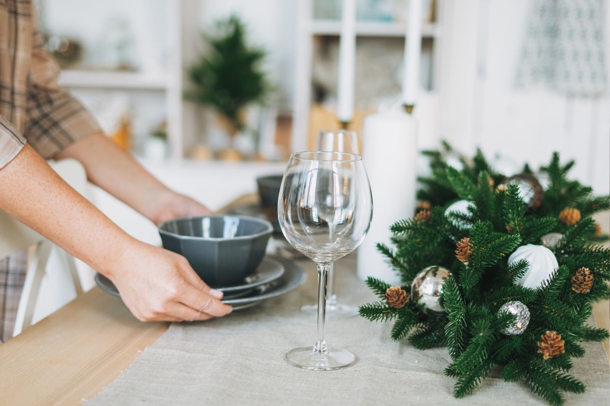 How to Find Peace Despite the Family Drama at the Holidays