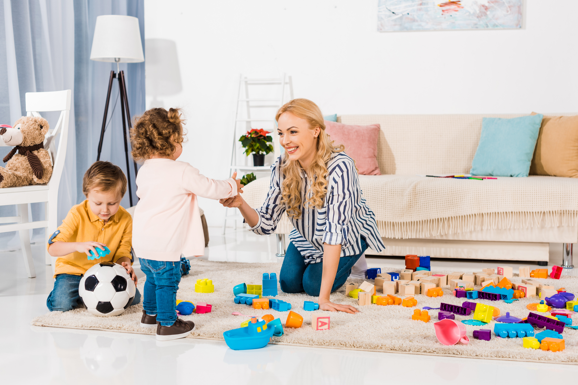 How To Have a Successful Day As a Mom and a Home Manager